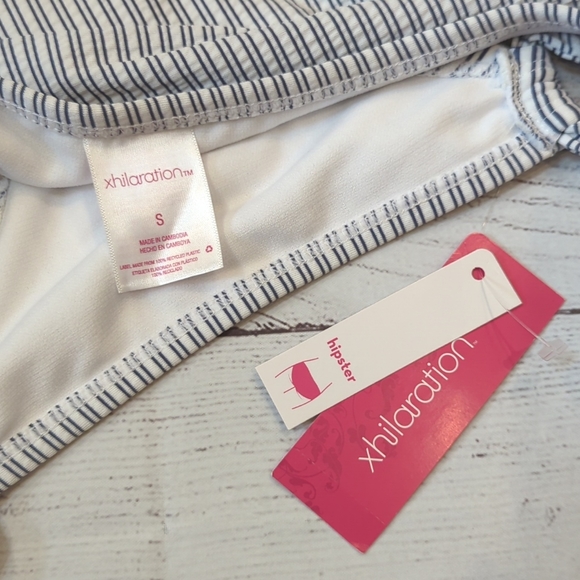 NWT Xhilaration Ruffle Bandau Bikini - Size D/DD & S - Picture 15 of 16